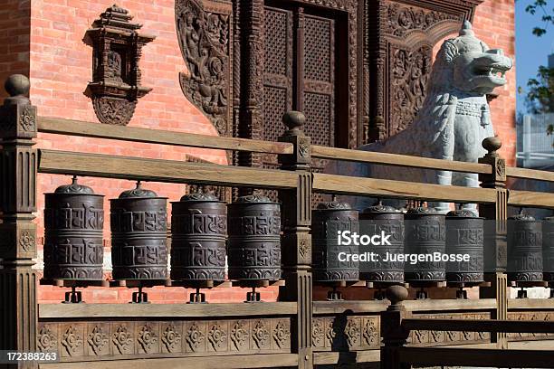 Ruedas De Oración Foto de stock y más banco de imágenes de Budismo - Budismo, Característica arquitectónica, Conceptos