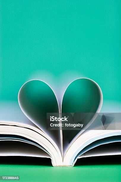 Herz Foto de stock y más banco de imágenes de Amor - Sentimiento - Amor - Sentimiento, Celebración - Acontecimiento, Conceptos