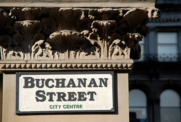 buchanan street - glasgow street name sign scotland city street zdjęcia i obrazy z banku zdjęć