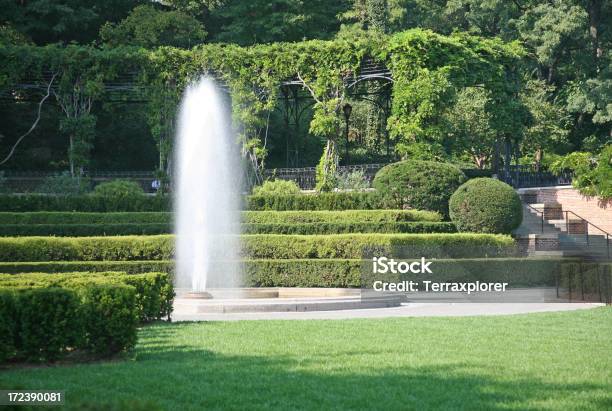 Foto de Fountain No Central Park e mais fotos de stock de Cena de tranquilidade - Cena de tranquilidade, Central Park - Manhattan, Cidade