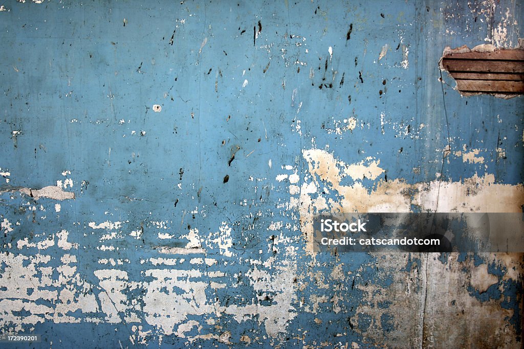 Sale Bleu mur de graffitis colorés fond - Photo de Peinture libre de droits