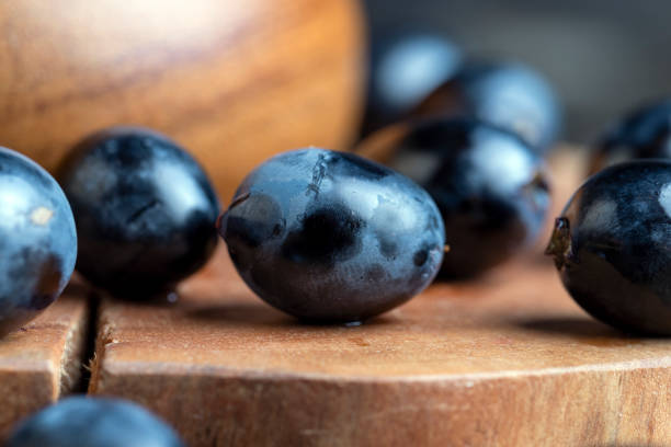 istock Blue grapes grown in a home vineyard 1723903637