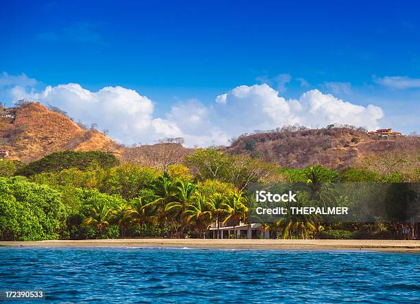 Linea Di Costa Di Costa Rica - Fotografie stock e altre immagini di Acqua - Acqua, Ambientazione esterna, America Centrale