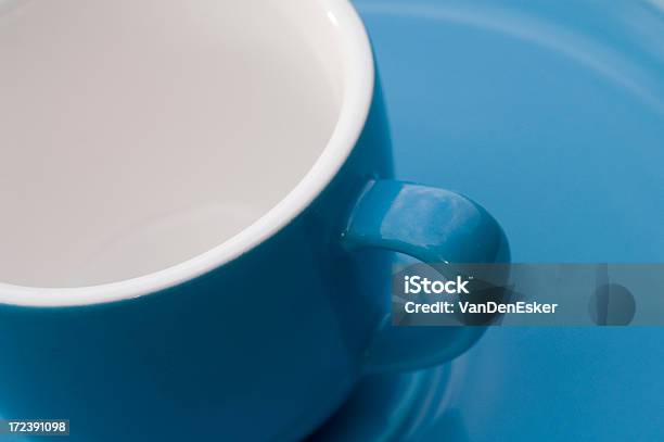 Limpio Y Taza De Café Foto de stock y más banco de imágenes de Actividad de fin de semana - Actividad de fin de semana, Adicción, Azul