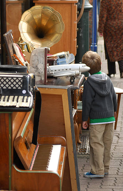Junk Shop & Child