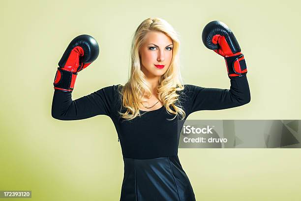 勝者 - ビジネスのストックフォトや画像を多数ご用意 - ビジネス, ボクシング, 女性
