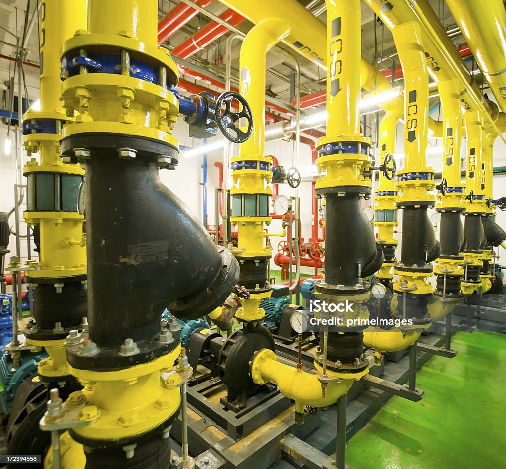 Industrial interior y tuberías - Foto de stock de Enviar - Actividad libre de derechos