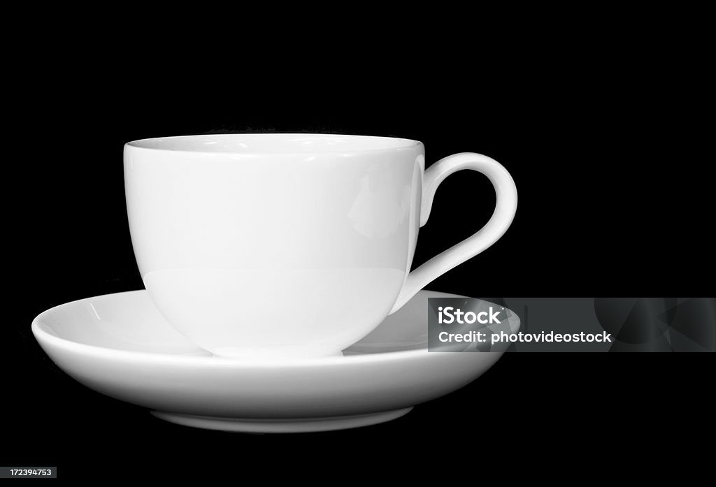 Puste białe Filiżanka kawy na czarnym - Zbiór zdjęć royalty-free (Bez ludzi)