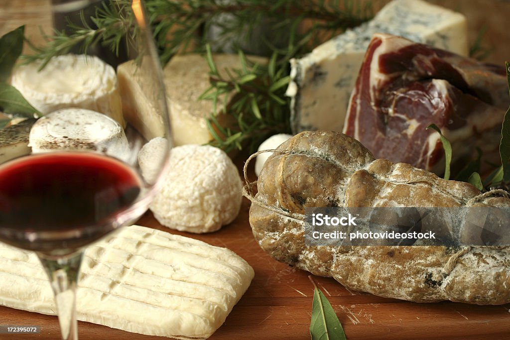 Italiano produtos: Vinho, Presunto, queijo, salame - Royalty-free Alimentação Saudável Foto de stock