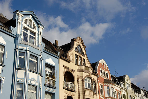 istock Row of townhouses 172395894