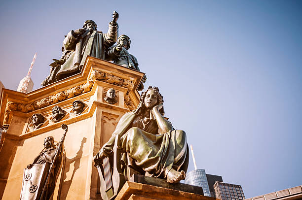 istock Gutenberg Memorial in Frankfurt am Main 172396819