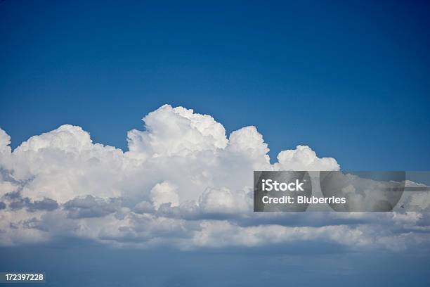 Polonia Sky Foto de stock y más banco de imágenes de Azul - Azul, Belleza, Belleza de la naturaleza