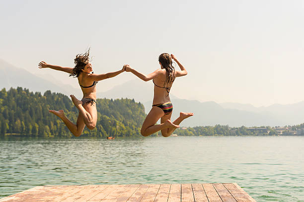 istock Friends at the beach 172397476