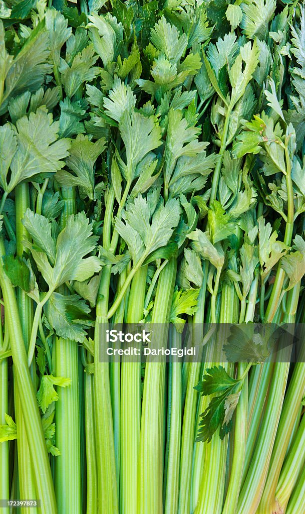 Cibo verdure Sedano - Foto stock royalty-free di Bancone - Attrezzatura per vendita al dettaglio