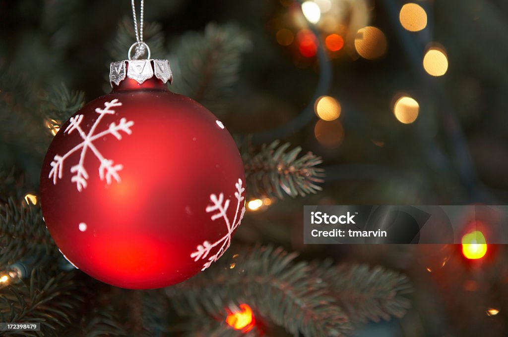 Bola de Árvore de Natal e espaço para mensagem. - Foto de stock de Bola de Árvore de Natal royalty-free