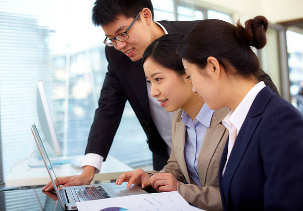 istock businesspeople working in the office 172399083