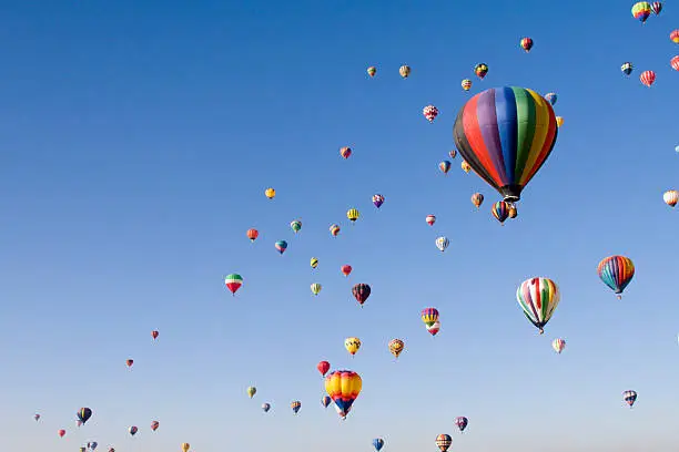 Lots of balloons in the sky during mass ascension at the International Balloon Fiesta 2007.To see the rest of my balloon series go to my lightbox: