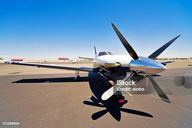 シングルエンジン Propeller - クローズアップのストックフォトや画像を多数ご用意 - クローズアップ, コンセプト, ゼネラル・アビエーション