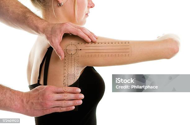 Fisioterapia De Medição - Fotografias de stock e mais imagens de Fisioterapia - Fisioterapia, Instrumento de Medição, Adulto