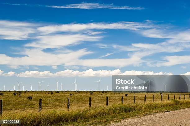 Turbine Eoliche E Nuvole - Fotografie stock e altre immagini di Texas - Texas, Terreno, Energia sostenibile