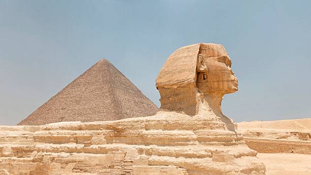 istock The Sphinx in Giza 172402424
