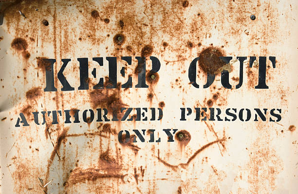 istock Keep Out Aged Sign, Rusty Old Metal Warning Placard 172402628