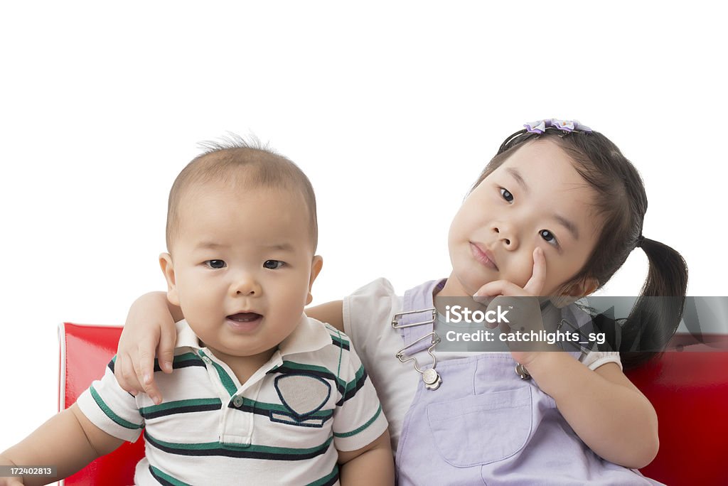 Pequena garota chinesa e Irmão - Foto de stock de 2-3 Anos royalty-free