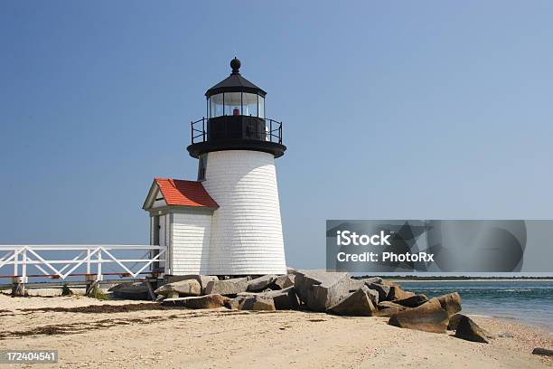 Photo libre de droit de Brant Point Lighthouse Sur Nantucket Beach banque d'images et plus d'images libres de droit de Nantucket - Nantucket, Balise, Beauté