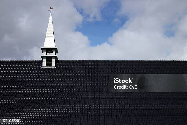 Foto de Igreja De Cobertura e mais fotos de stock de Arquitetura - Arquitetura, Característica arquitetônica, Cor Preta