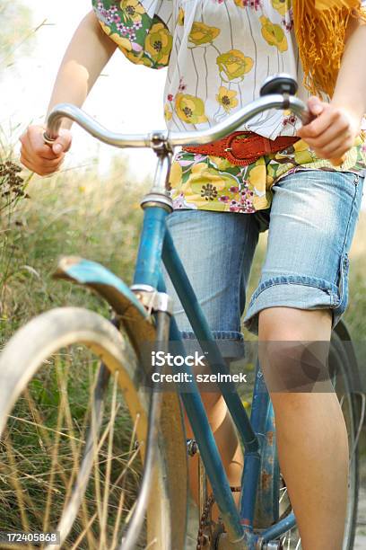 Gostaria De Andar Com A Minha Bicicleta - Fotografias de stock e mais imagens de Atividade Recreativa - Atividade Recreativa, Bicicleta, Campo agrícola