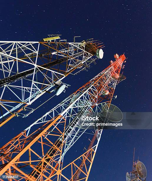 Torre Delle Telecomunicazioni - Fotografie stock e altre immagini di Frequenza - Frequenza, A forma di stella, A mezz'aria