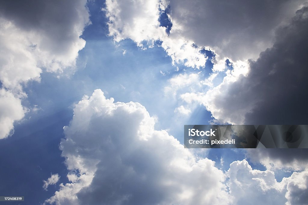 空の背景 - ドラマチックな空模様のロイヤリティフリーストックフォト