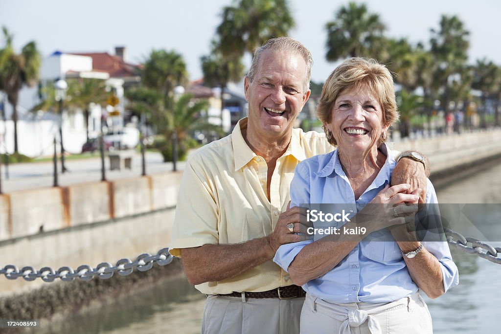 Feliz pareja senior - Foto de stock de Palmera libre de derechos