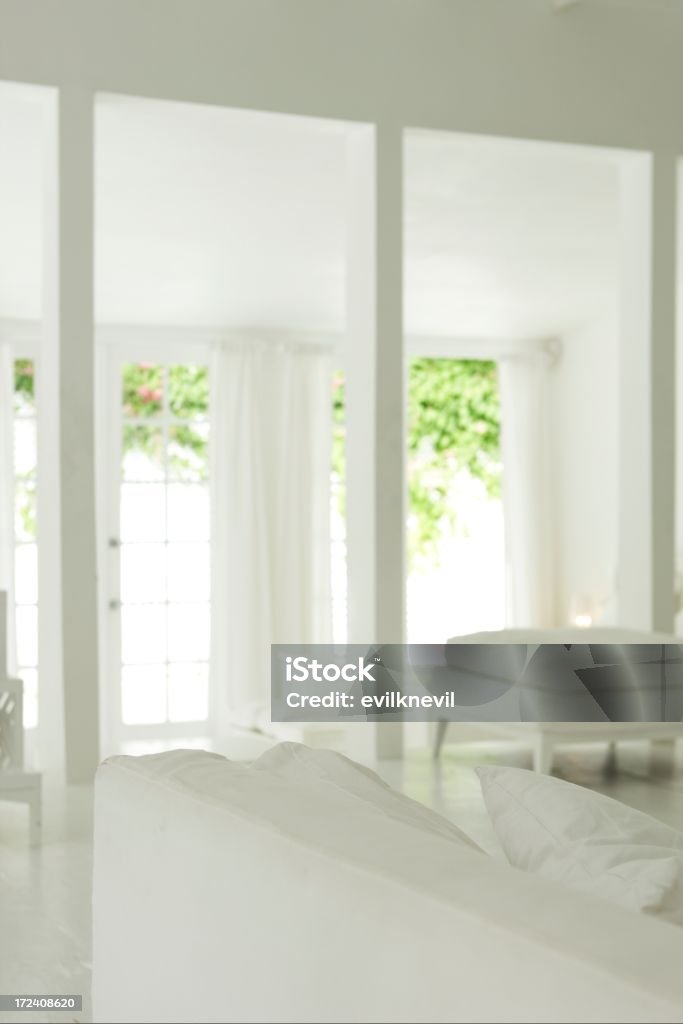 Moderna sala de estar de la suite - Foto de stock de Acogedor libre de derechos