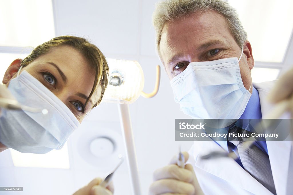 Vamos a corregir estos dientes - Foto de stock de Adulto libre de derechos