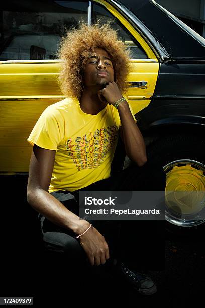 Unschlagbare Pride Stockfoto und mehr Bilder von 20-24 Jahre - 20-24 Jahre, Afrikanischer Abstammung, Afro-Frisur