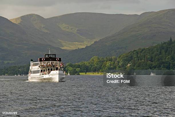 Lago Steamer - Fotografias de stock e mais imagens de Lago Windermere - Lago Windermere, Veículo Aquático, Ao Ar Livre