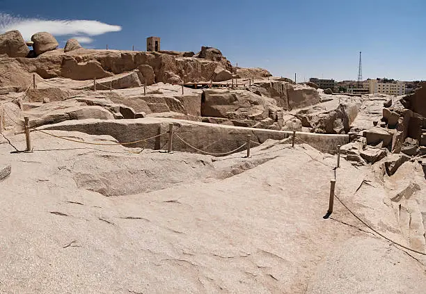 Photo of Unfinished obelisk