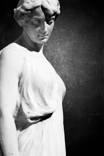 istock Woman Sculpture 172412532