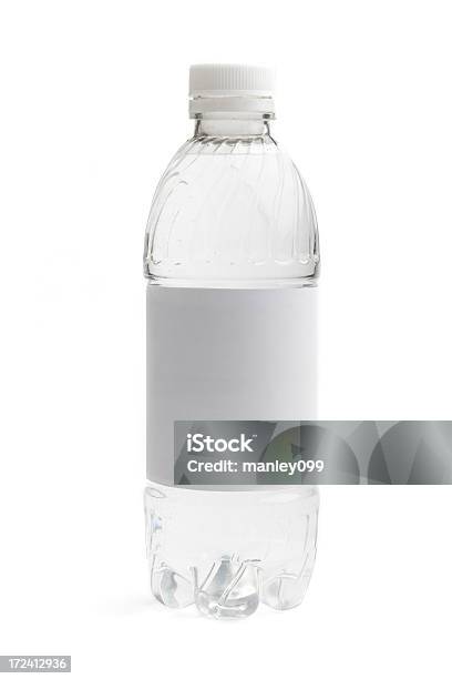 Pusta Butelka Na Wodę - zdjęcia stockowe i więcej obrazów Bez ludzi - Bez ludzi, Butelka, Ciecz
