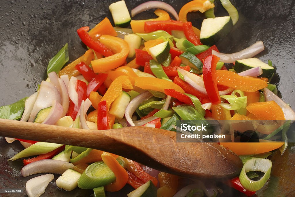 Légumes sautés - Photo de Fraîcheur libre de droits