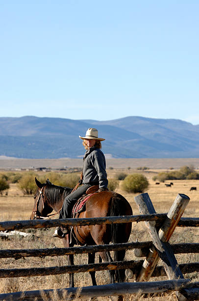 istock Pretty Cowgirl 172415031