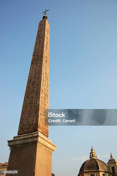 Obelisco Foto de stock y más banco de imágenes de Antiguo - Antiguo, Antigüedades, Ciudades capitales