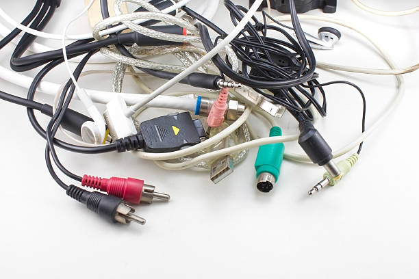 istock Knot of wires 172416137