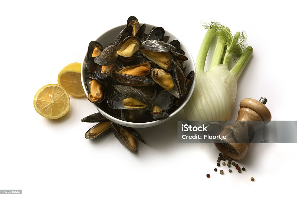 Ingrédients: Moules, fenouil, de citron et de poivre - Photo de Fenouil libre de droits