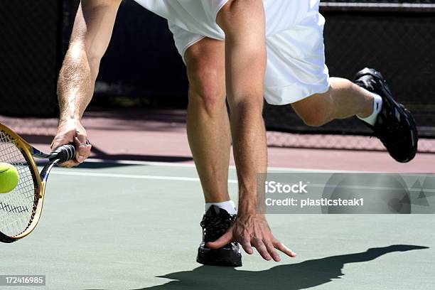 Photo libre de droit de Plongée De Tennis banque d'images et plus d'images libres de droit de Arbitre - Officiel sportif - Arbitre - Officiel sportif, Jouer, Tennis
