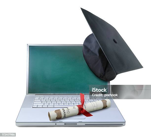 Foto de Formatura e mais fotos de stock de Diploma - Diploma, Internet, Acontecimentos da Vida