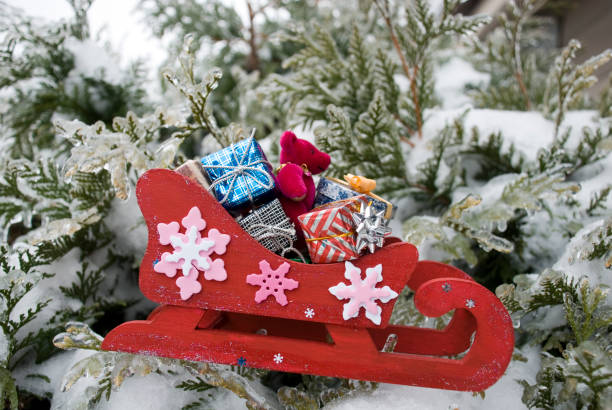 istock Retro Sleigh with Teddy Bear and Presents 172418258