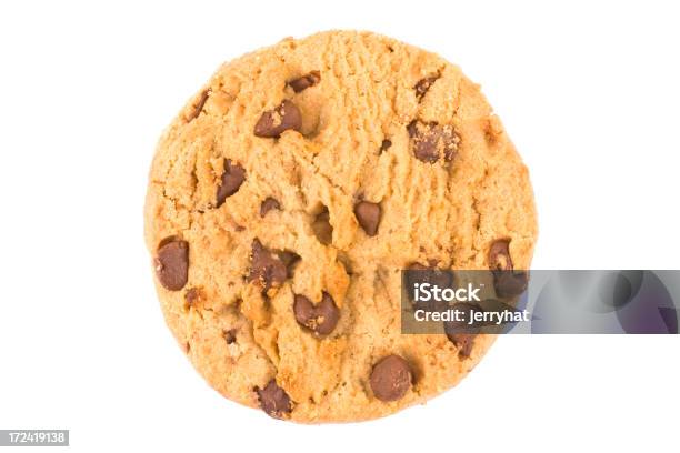 Chocolate Chip Cookie Stockfoto und mehr Bilder von Freisteller – Neutraler Hintergrund - Freisteller – Neutraler Hintergrund, Schokoladenkeks, Beige