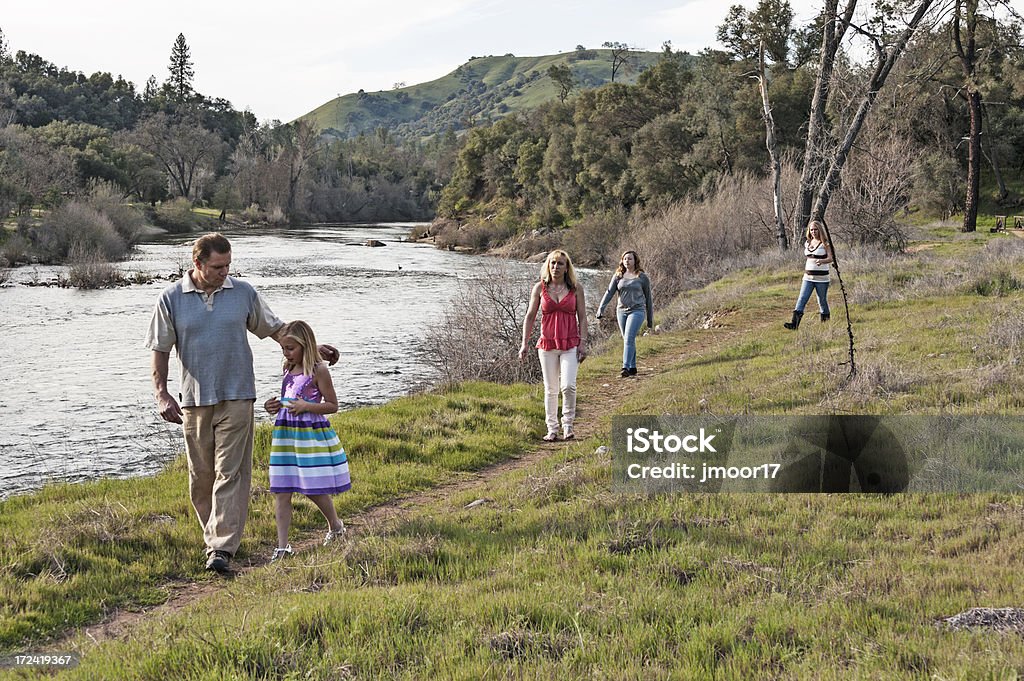 Caminhada até o rio - Foto de stock de Califórnia royalty-free